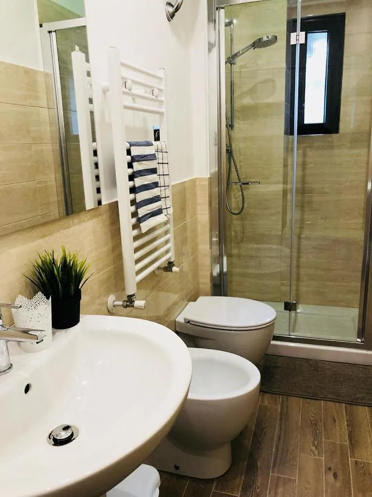 Pensjonat White King Rooms Rzym Włochy