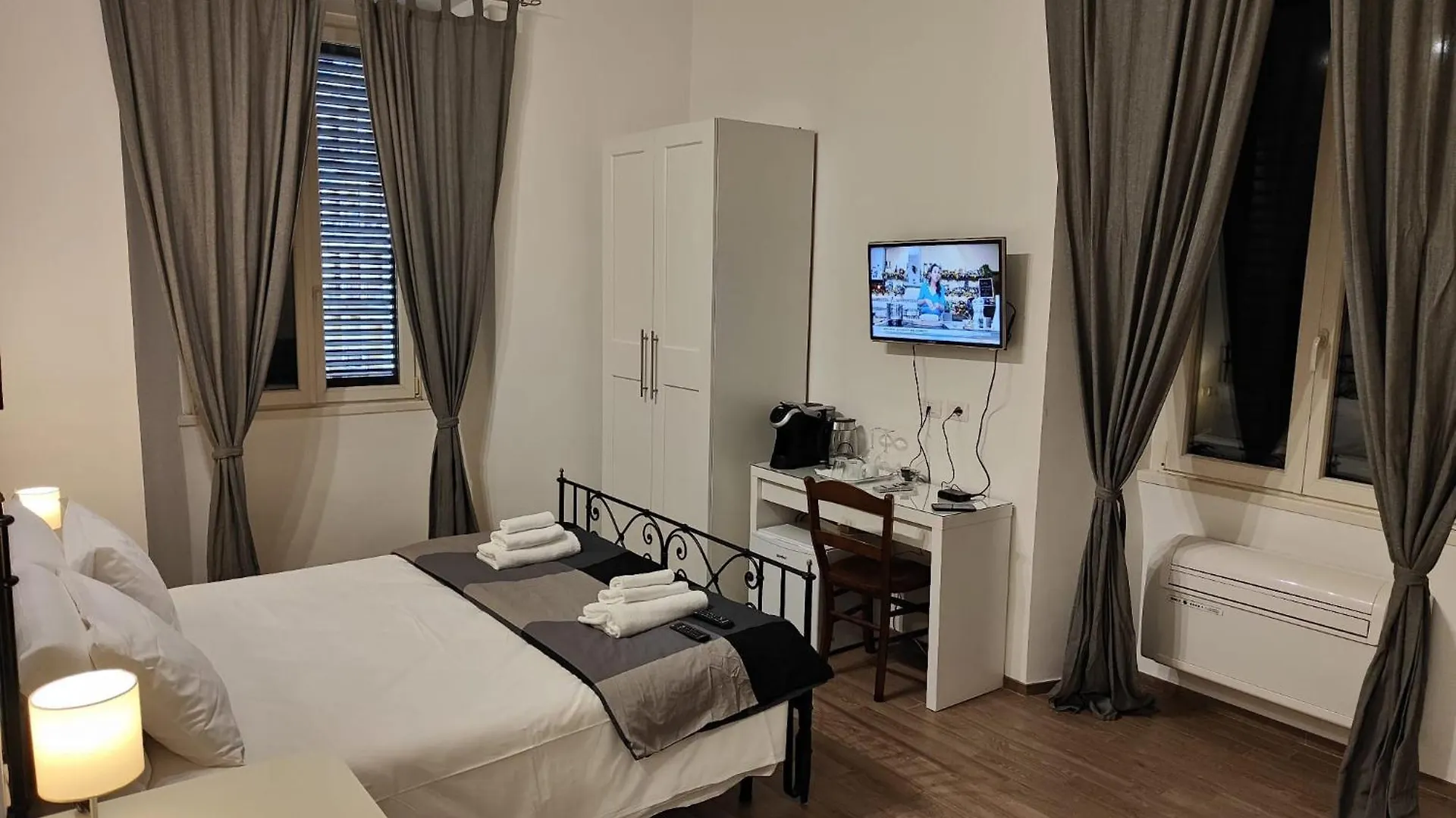 Pensjonat White King Rooms Rzym