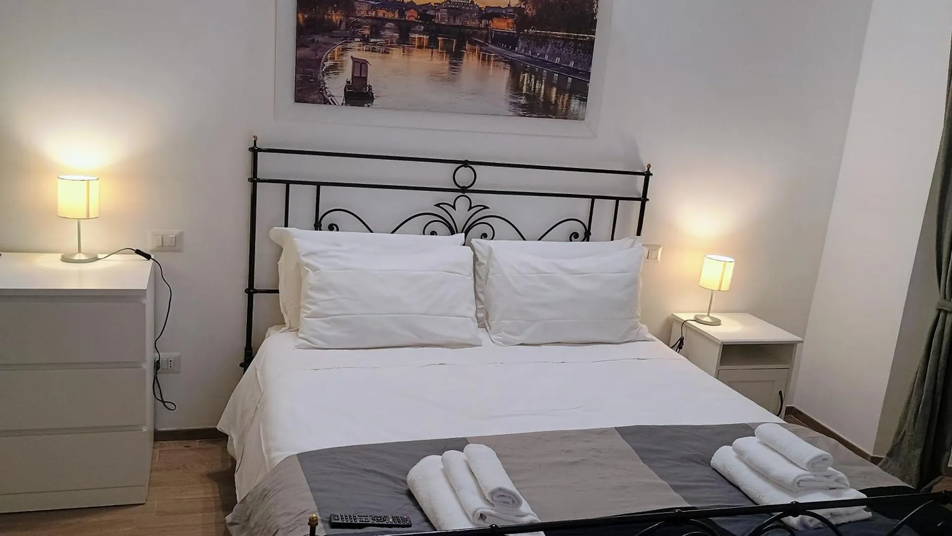 Pensjonat White King Rooms Rzym Włochy